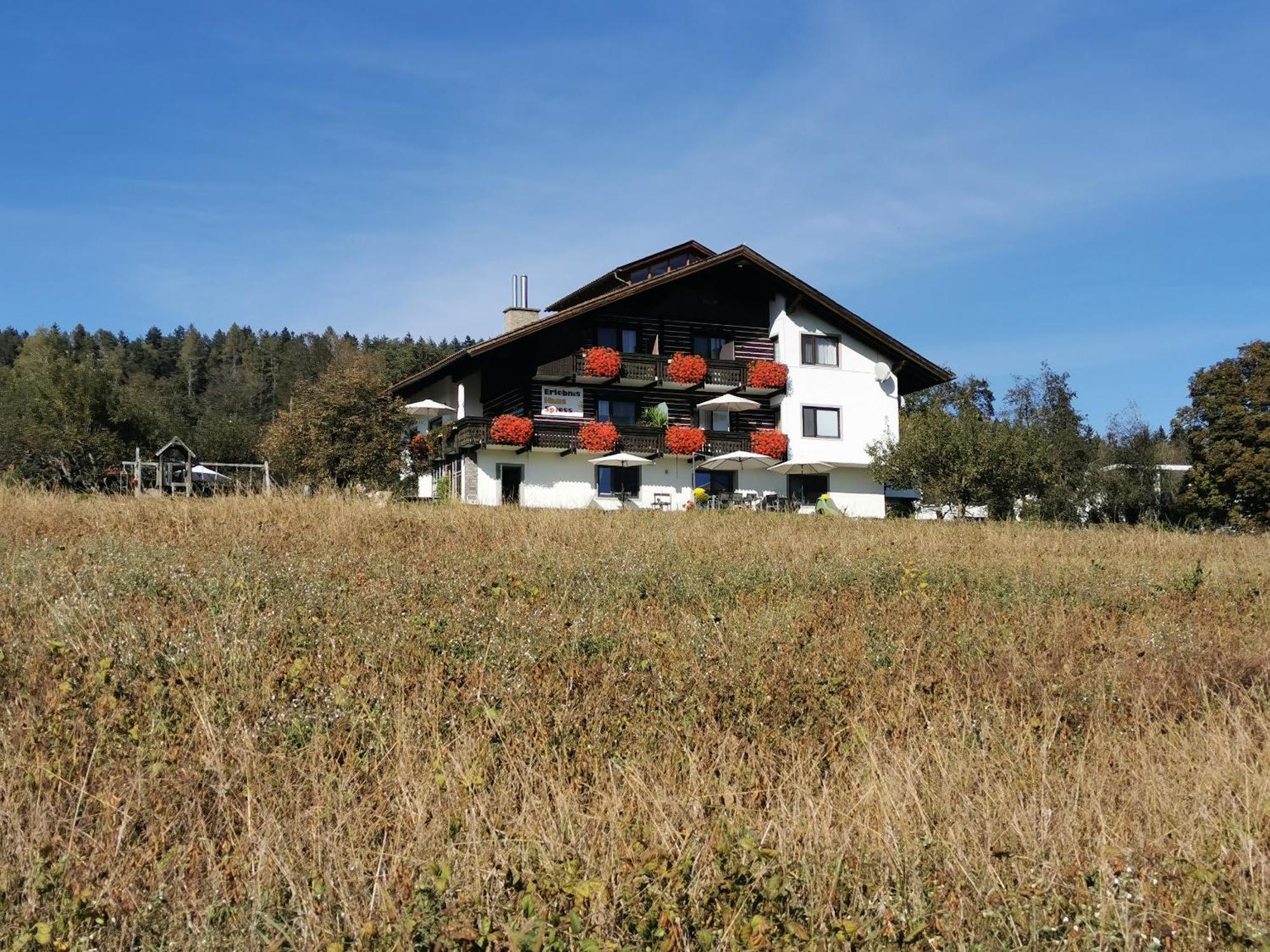 Erlebnishaus Spiess Hotel เฟลด์เคอร์เฮน อิน แครนเทน ภายนอก รูปภาพ