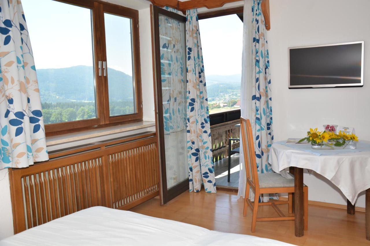 Erlebnishaus Spiess Hotel เฟลด์เคอร์เฮน อิน แครนเทน ภายนอก รูปภาพ